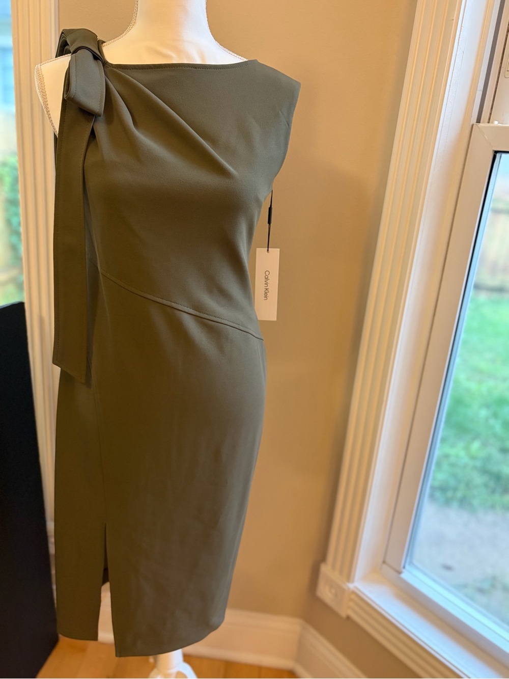 Calvin Klein Olive Bow Shoulder Sheath Dress NWT Size 4